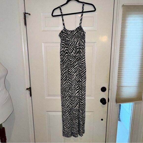 Zenergy by Chico's Gemma Convertible Zebra Maxi Dress M 8 - Picture 3 of 7